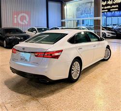 تويوتا أفالون